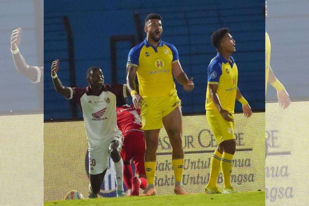 Salah satu momen pertandingan pekan ke-29 BRI Liga 1 2023/24 antara Barito Putera versus PSM Makassar di Stadion Sultan Agung Bantul, 15 Maret 2024. (Instagram.com/psbaritoputeraofficial)
