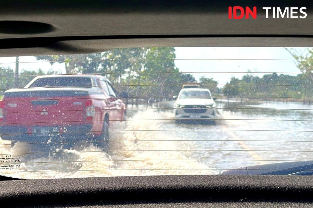 Reportase Lintas Sumatra: Menerjang Banjir Pelalawan