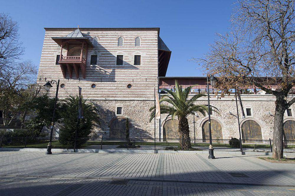 Turkish and Islamic Arts Museum (commons.wikimedia.org/Dosseman)
