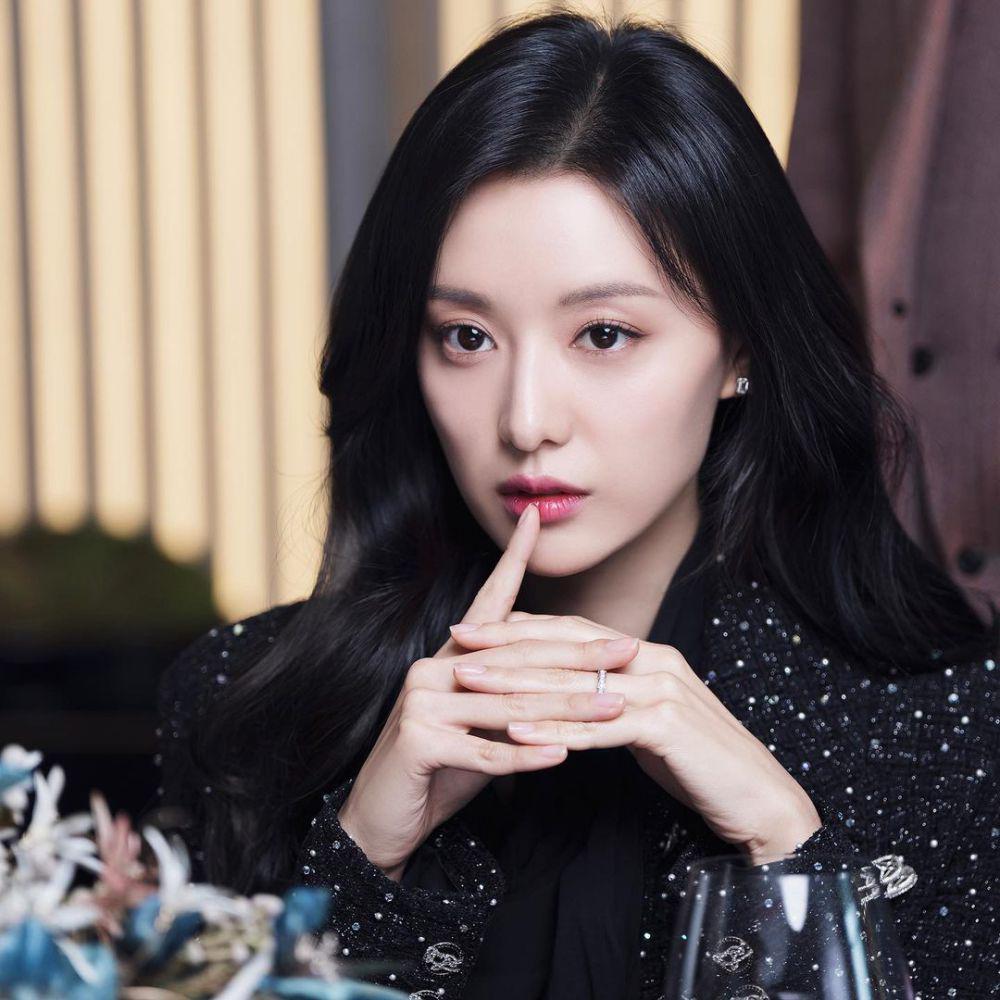 12 Harga Outer Kim Ji Won di Drakor Queen of Tears, Puluhan Juta!