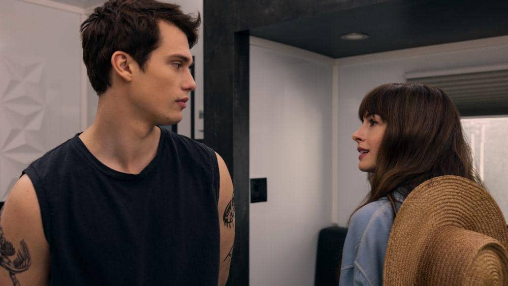 12 Rekomendasi Film Adaptasi Novel Anne Hathaway, Ada The Idea of You