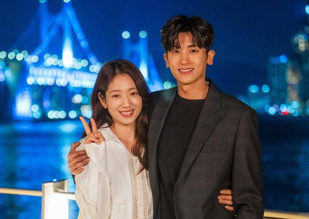 Park Shin Hye dan Park Hyung Sik di drama Doctor Slump (instagram.com/jtbcdrama)