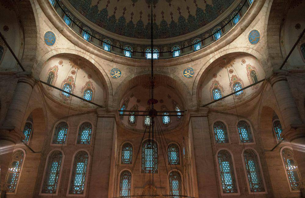 Masjid Eyup Sultan (unsplash.com/Nuh Enes Sakallı)