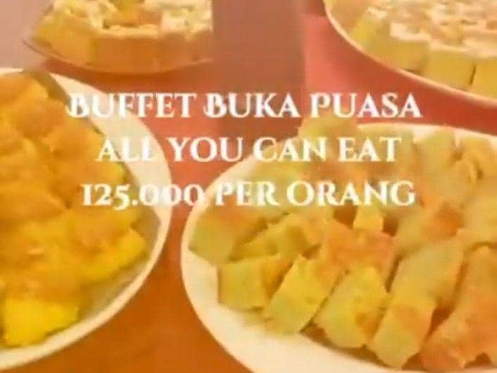 Hidangan bukber all you can eat di hotel Palembang (IDN Times/Dokumen)