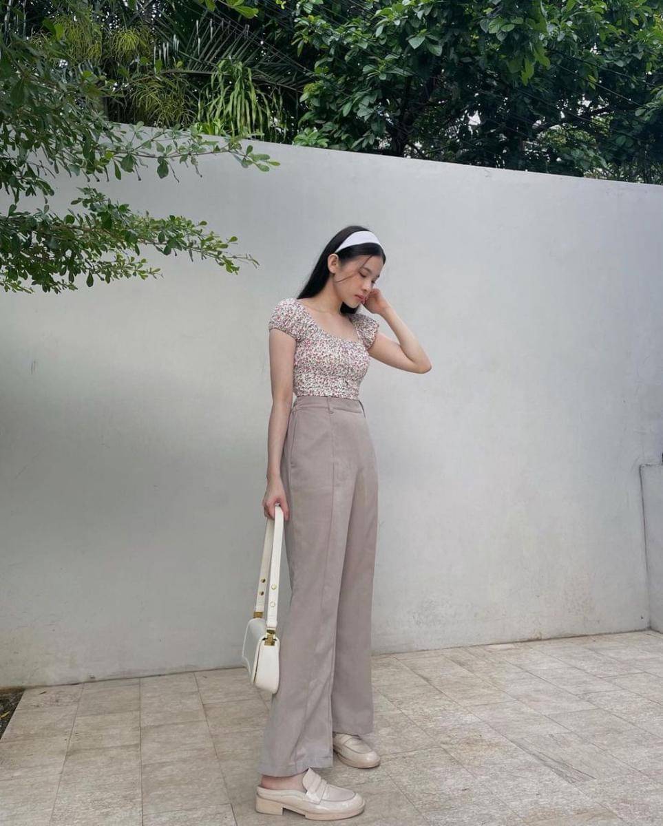 long pants ala Jesslyn JKT48 (instagram.com/jkt48.lyn.s)