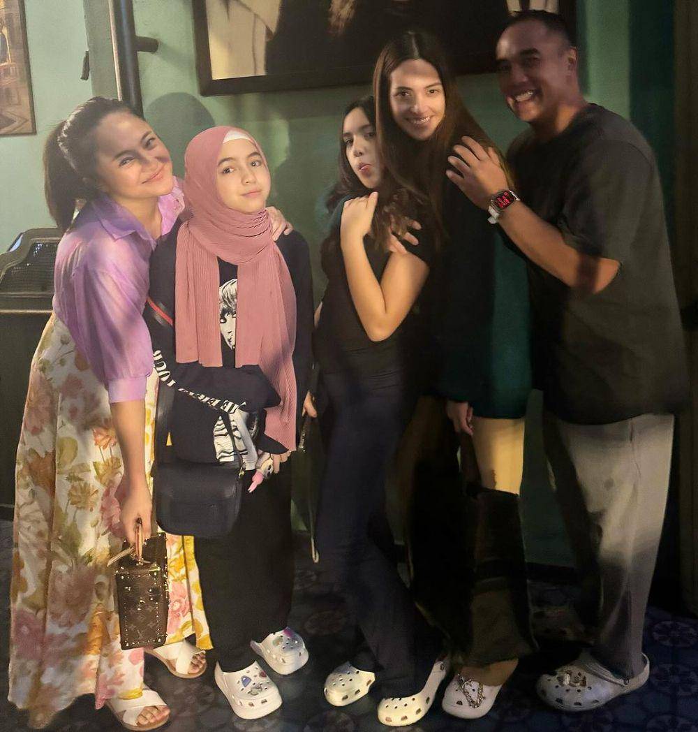 potret buka bersama keluarga Marshandan dan Nia Ramadhani (instagram.com/marshanda99)