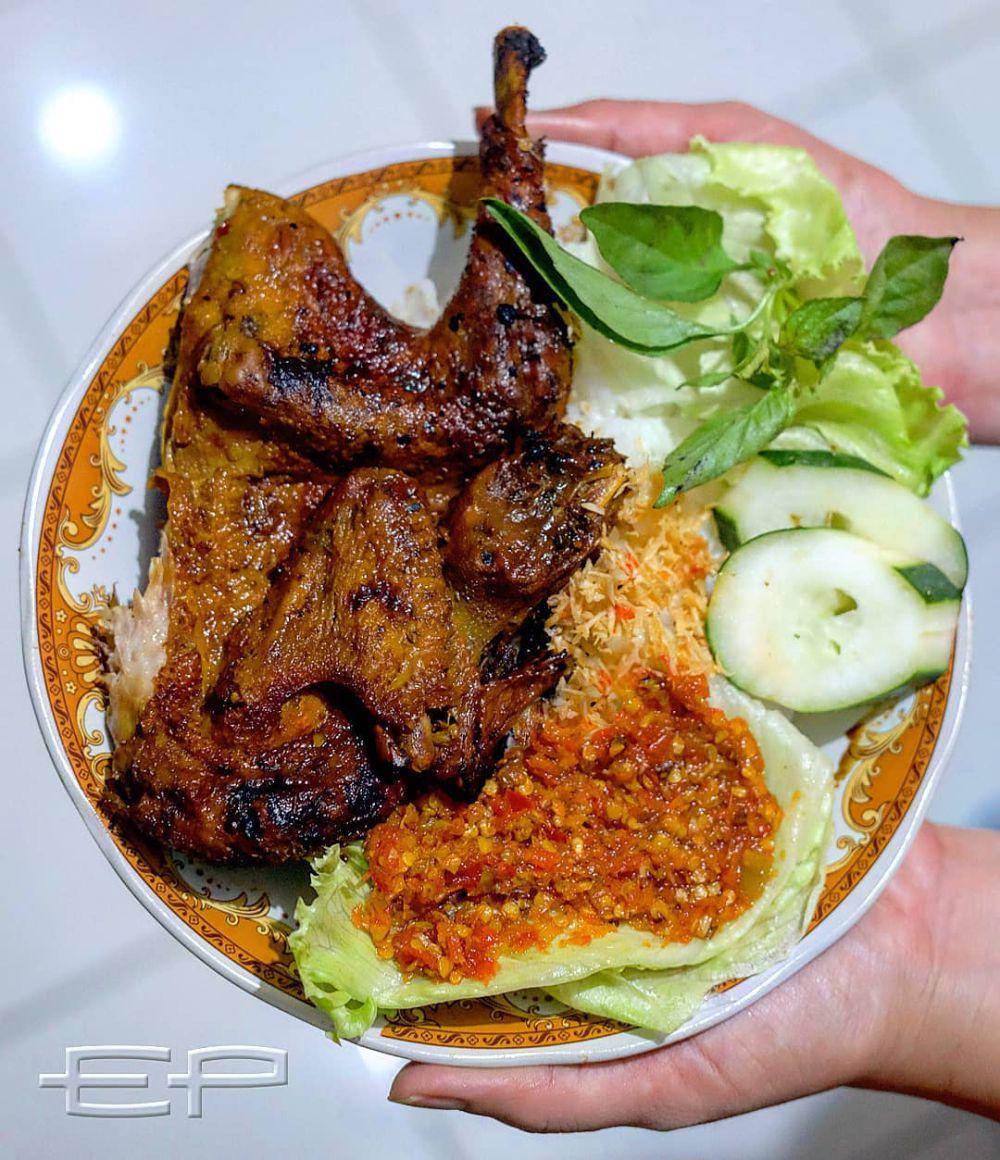Ayam Bakar Pak D. Instagram/e_ndro