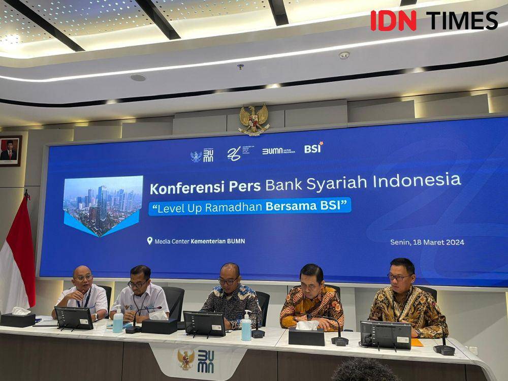 Konferensi pers operasional Ramadan Bank Syariah Indonesia (BSI). (IDN Times/Vadhia Lidyana)