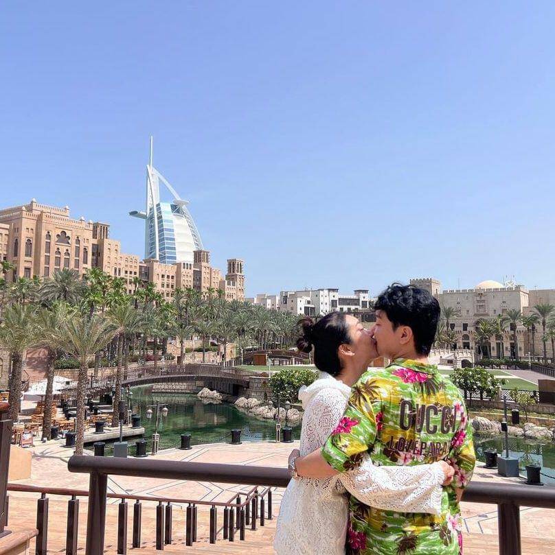 momen mesra aktris Bae Seul Gi dan suami (instagram.com/bebe_sl)