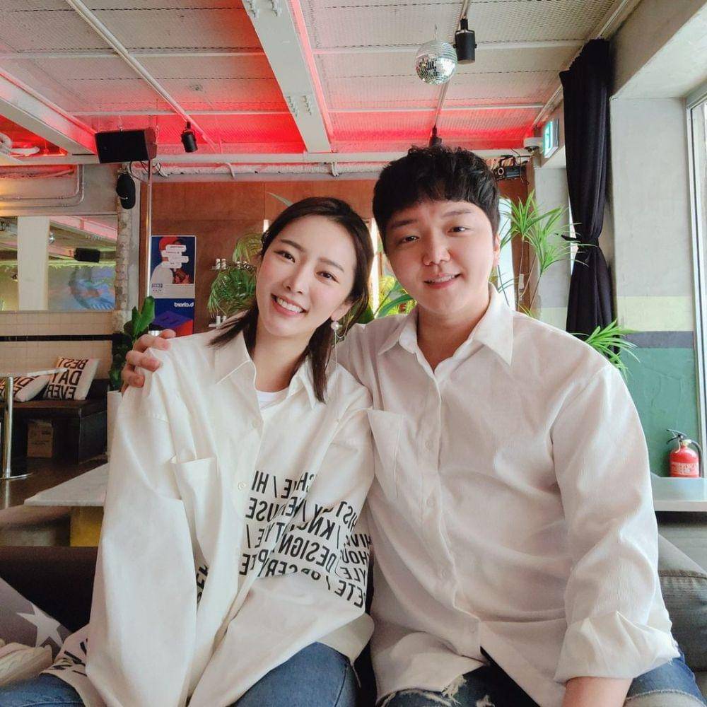 momen mesra aktris Bae Seul Gi dan suami (instagram.com/bebe_sl)