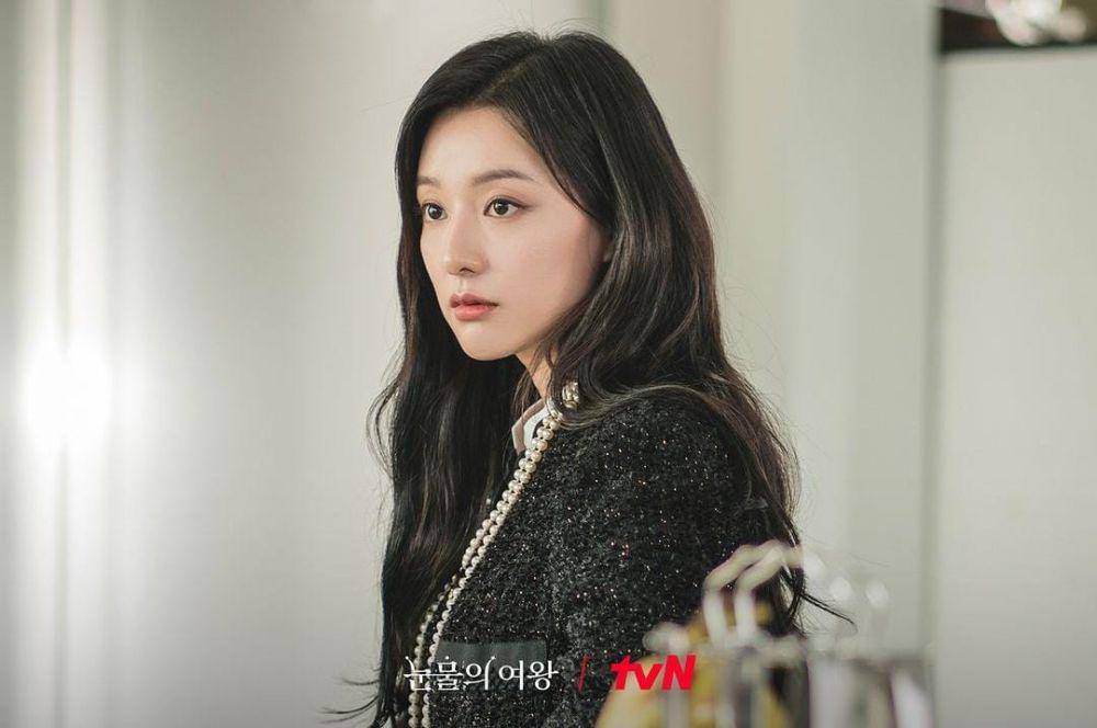 Kim Ji Won di drama Queen of Tears (instagram.com/tvn_drama)