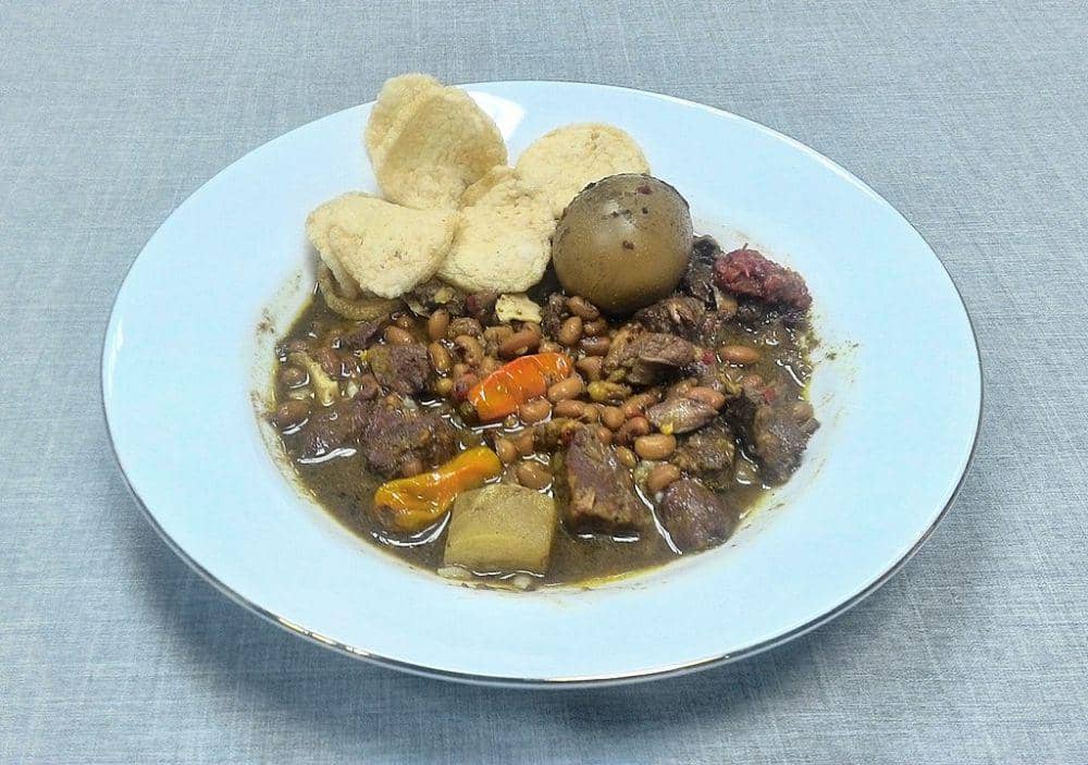 Resep Brongkos Kepala Kambing, Olahan Daging Kurban yang Bikin Nagih!