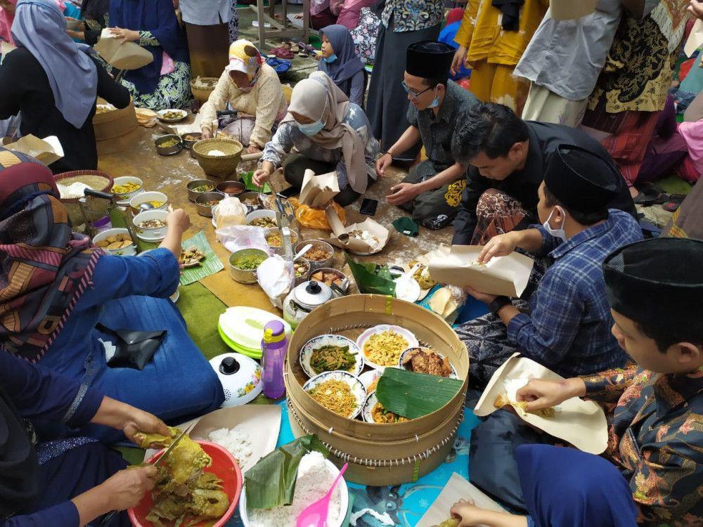 Kenangan Indah dalam Tradisi Nyadran Sebelum Ramadan