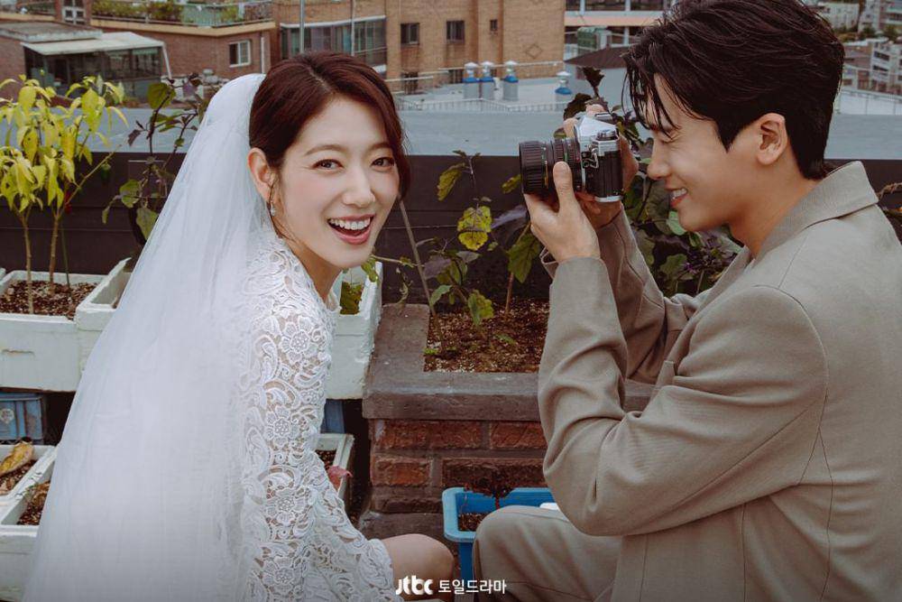 still cuts drama Doctor Slump (instagram.com/jtbcdrama)