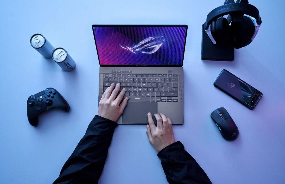 ASUS Luncurkan 3 Laptop Gaming Baru dengan Dukungan AI
