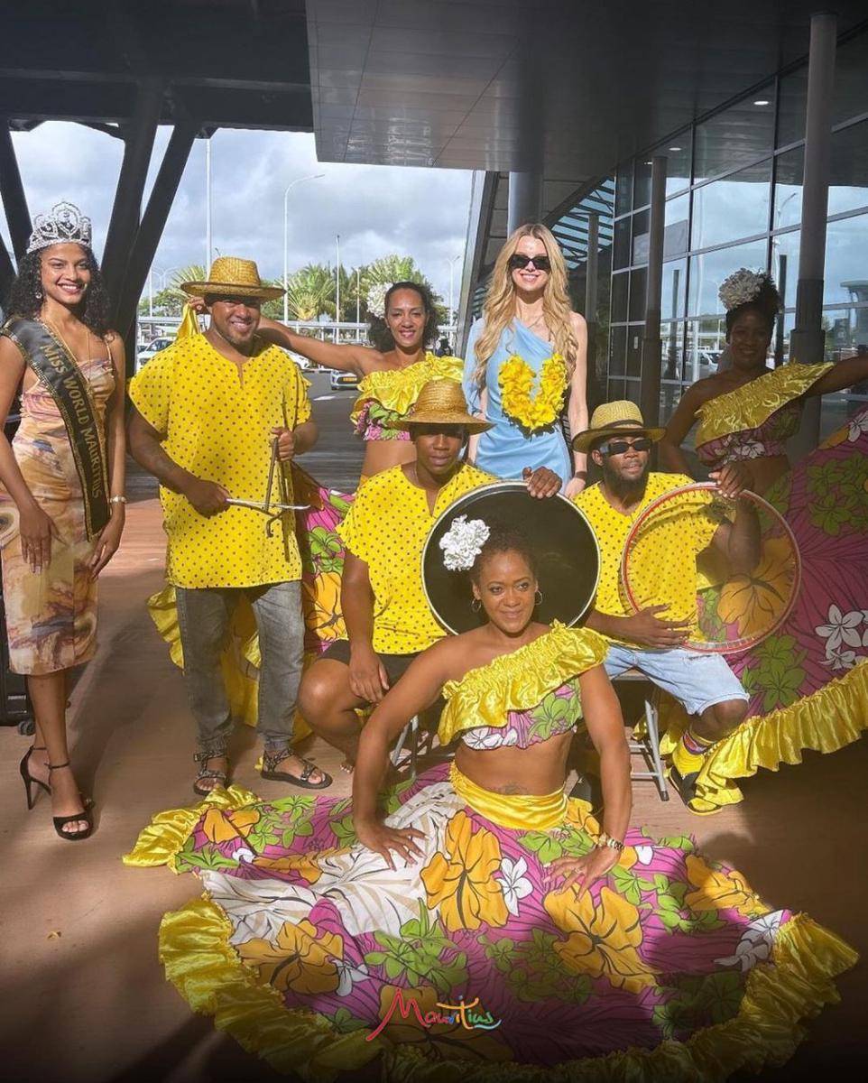 Potret Kunjungan Miss World 2024 ke Mauritius (Instagram.com/international_poll)