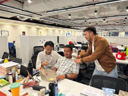 Ilustrasi ngusilin teman sebelah (Dok. IDN Times)