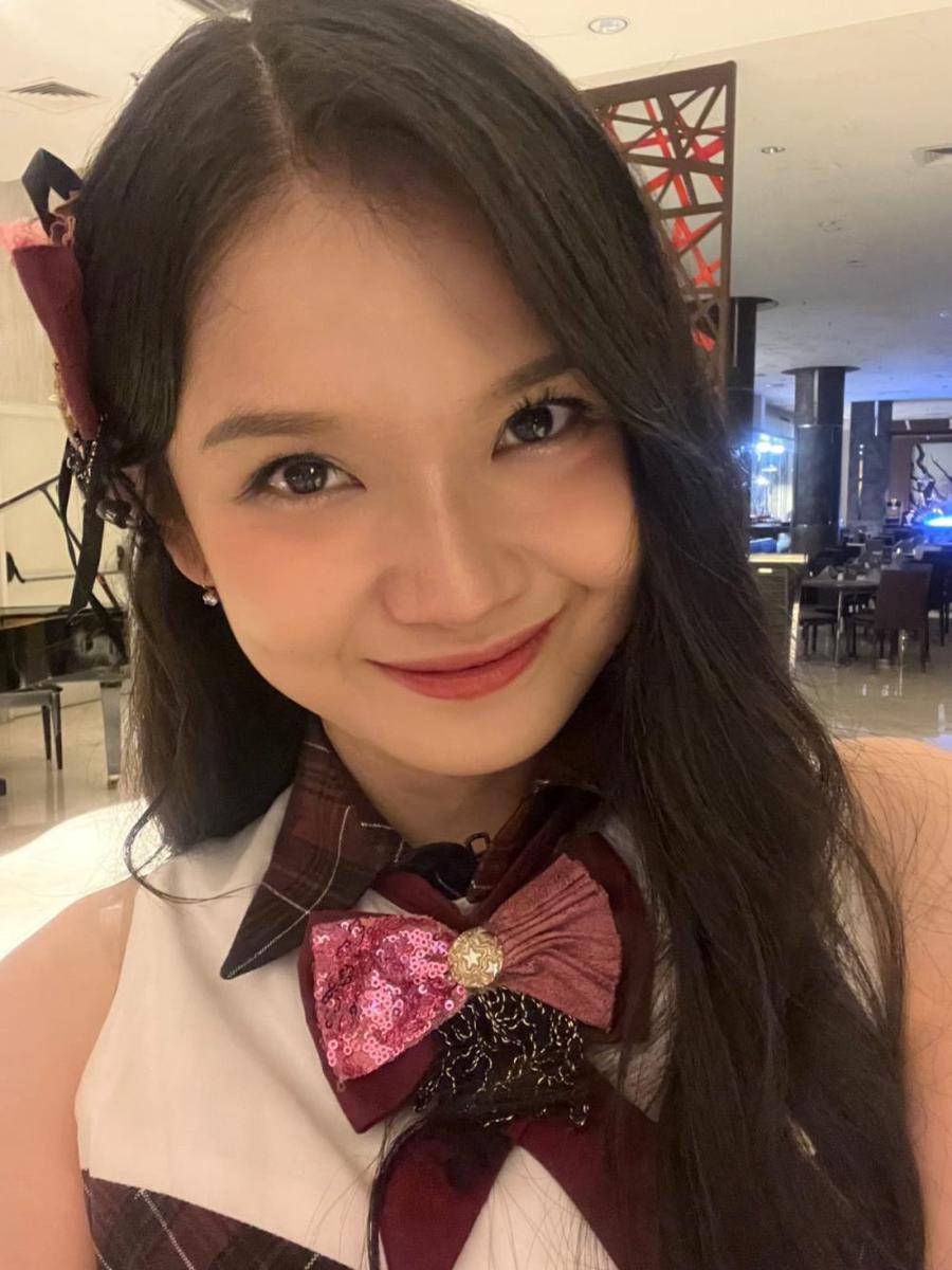 Indah JKT48 (x.com/c_indahjkt48)