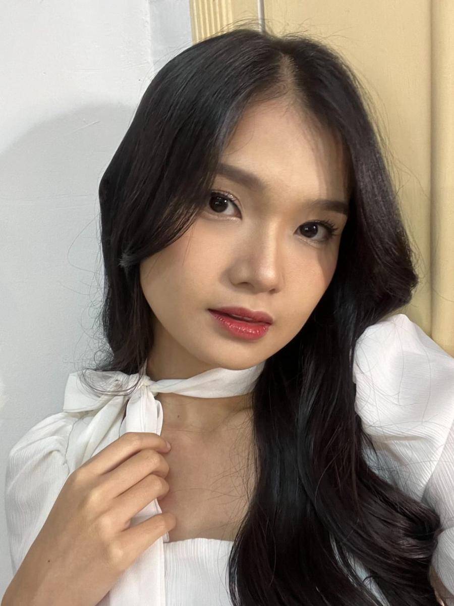 Indah JKT48 (x.com/c_indahjkt48)