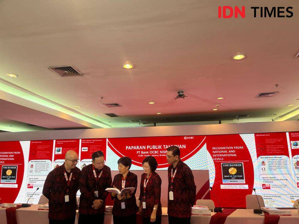 Jajaran Direksi dalam Rapat Umum Pemegang Saham Tahunan OCBC 2024. (IDN Times/Triyan)