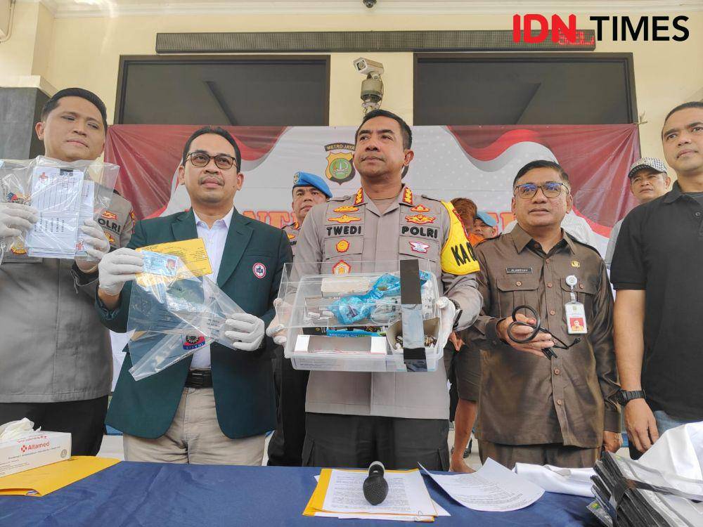 Kapolres Metro Bekasi, Kombes Pol Twedi Aditya Bennyahdi. (IDN Times/Imam Faishal)