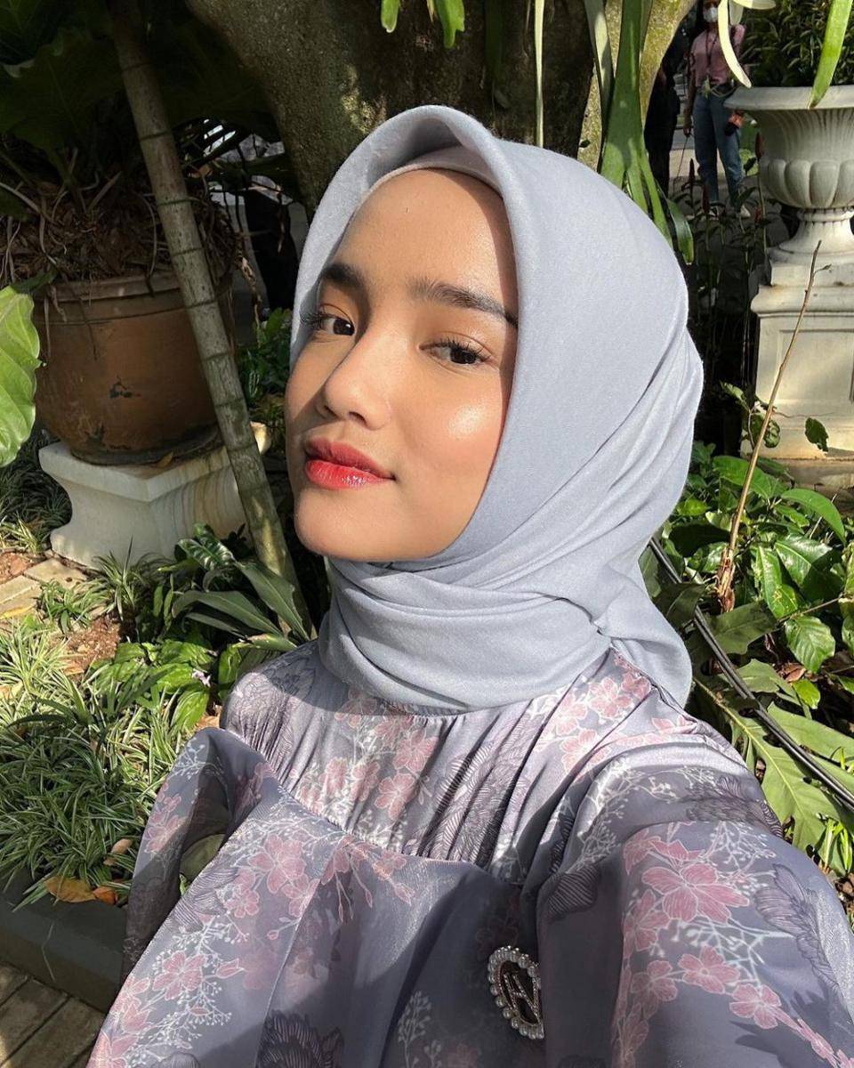 gaya makeup minimalis yang cocok buat lebaran (instagram.com/fuji_an)