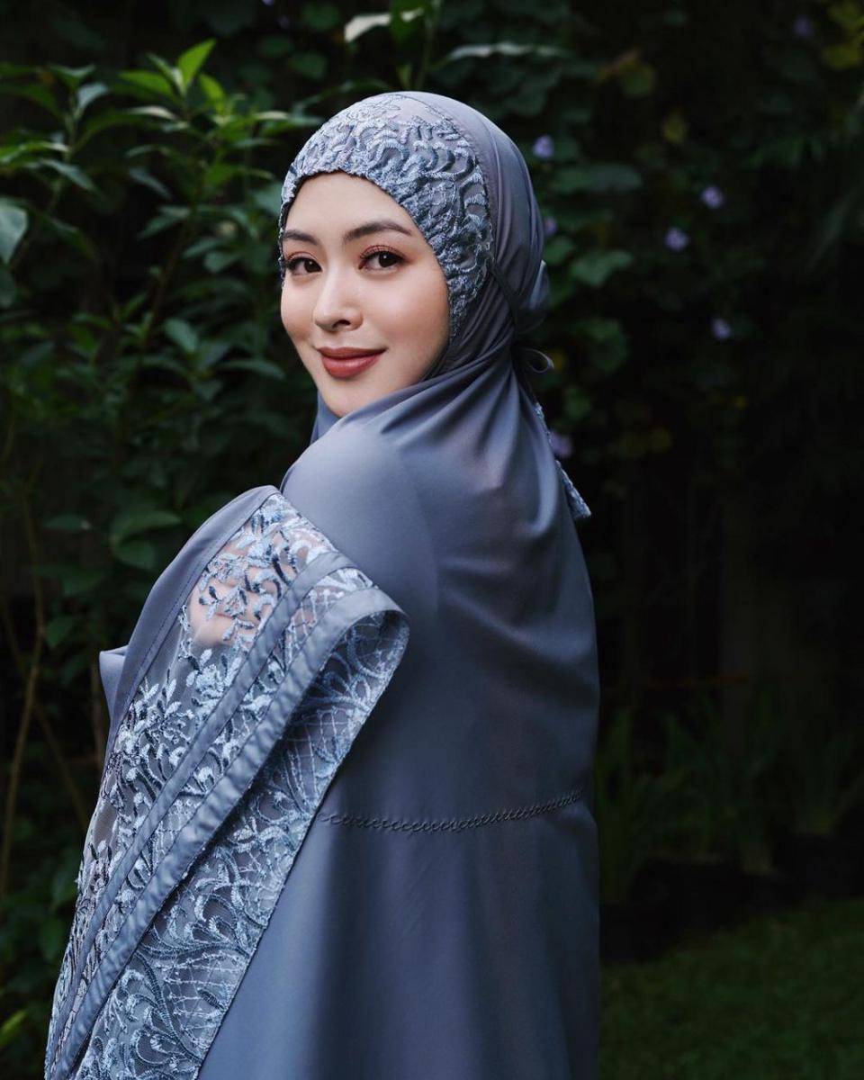 gaya makeup minimalis yang cocok buat lebaran (instagram.com/xolovelyayana)