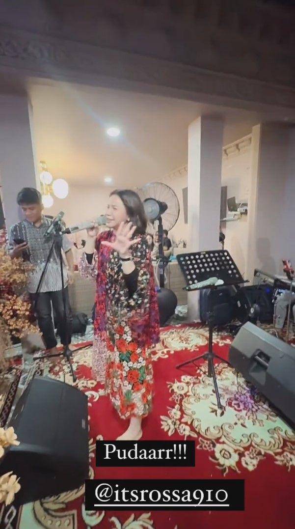potret pesta ulang tahun ke-55 Anang Hermansyah (instagram.com/aurelie.hermansyah)