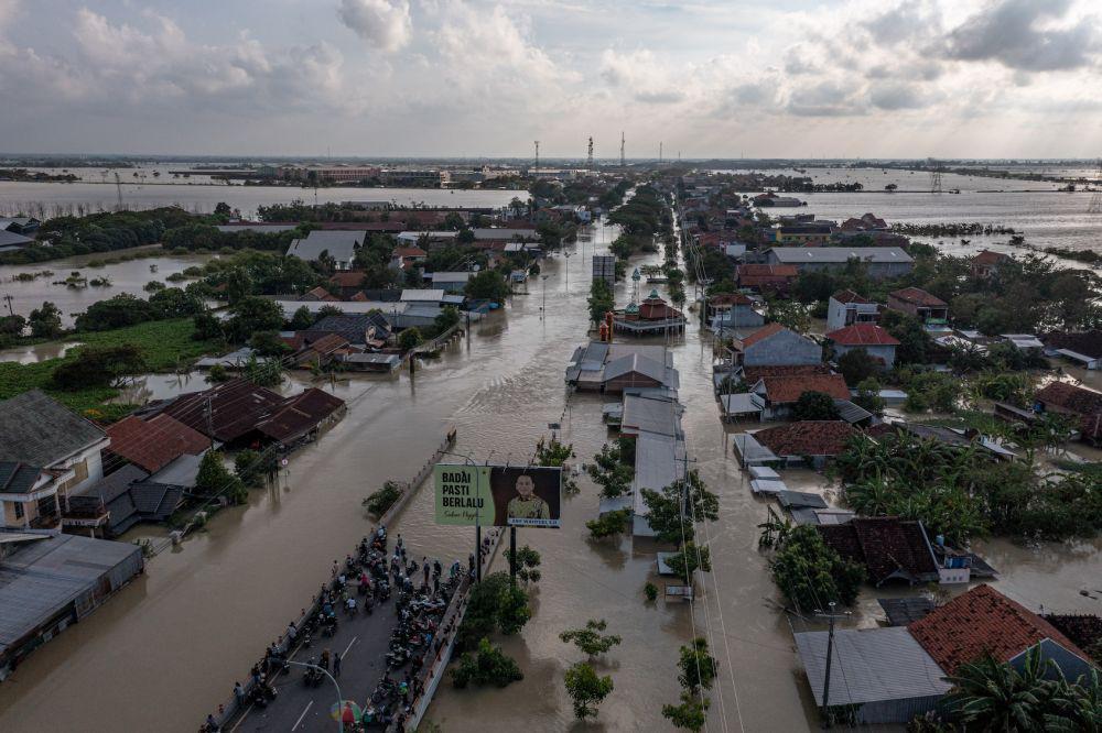 6 Tanggul di Demak Jebol, 93.149 Warga Terdampak Banjir