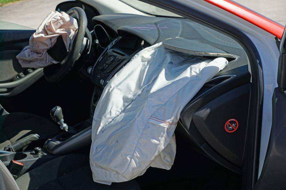 ilustrasi airbag (pixabay.com/Pixel-mixer)