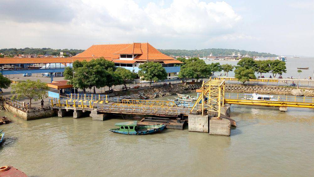 potret Dermaga Kamal Madura (maps.google.com/Hendrawan)