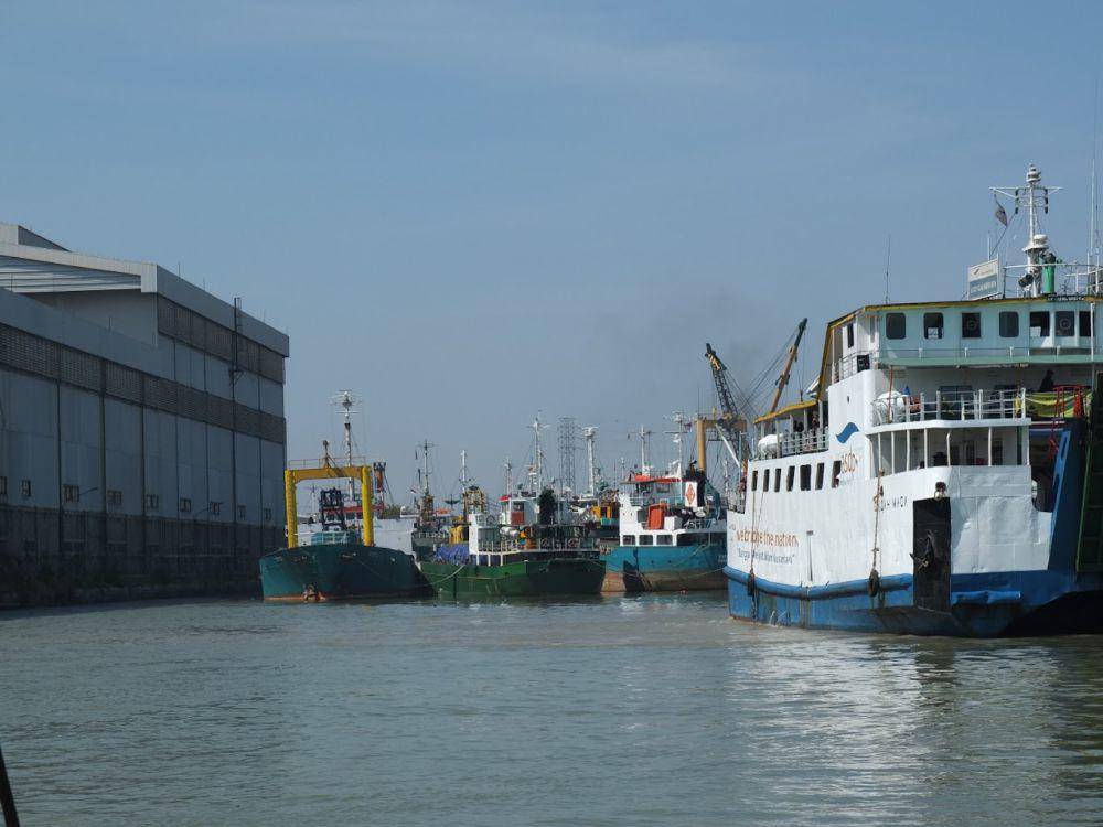 potret Dermaga Ujung Surabaya (maps.google.com/Arifien Sutrisno)