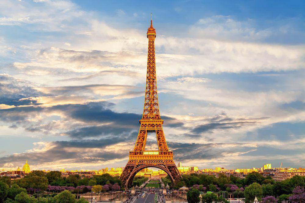 ilustrasi menara eiffel (pixabay/TheDigitalArtist