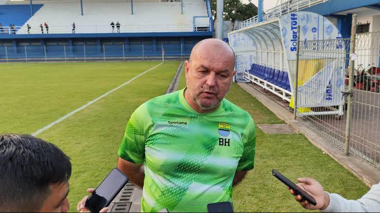 Persib Bertekad Tumbangkan Borneo Demi Amankan Posisi Kedua Liga 1