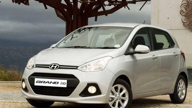 Hyundai i10 (cars.co.za)