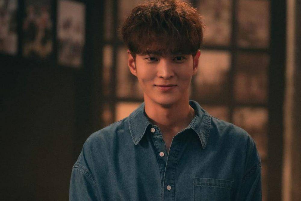 still cut drama The Midnight Studio (instagram.com/channel.ena.d)
