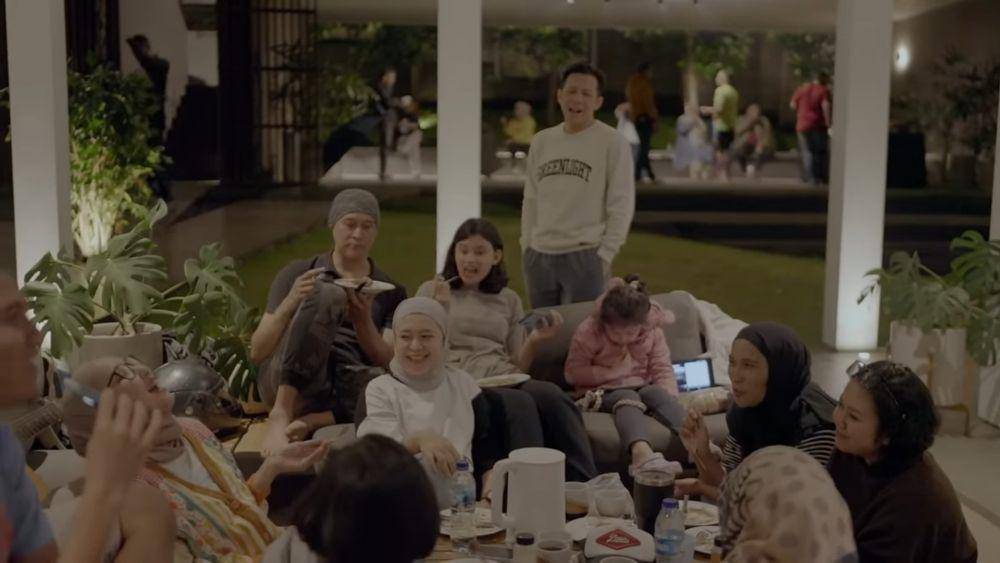 potret Reuni Ariel dengan teman SMA (dok.youtube.com/ArielNoahChannel)