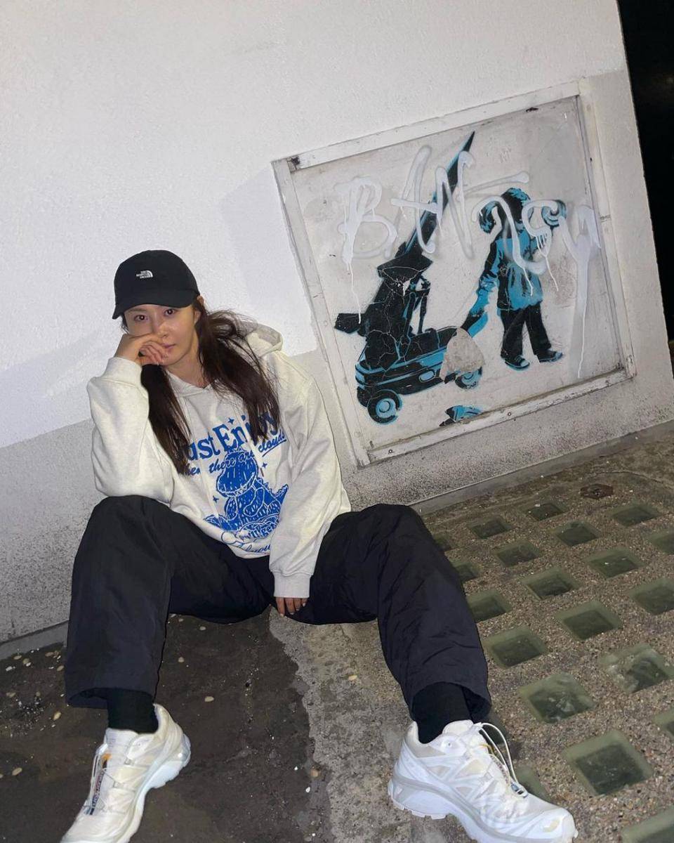 Yuri SNSD (instagram.com/yulyulk)