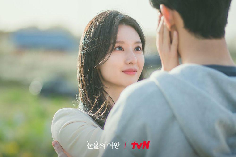 7 Bentuk Cinta Hong Hae In pada Hyun Woo di Queen of Tears, Tsundere!
