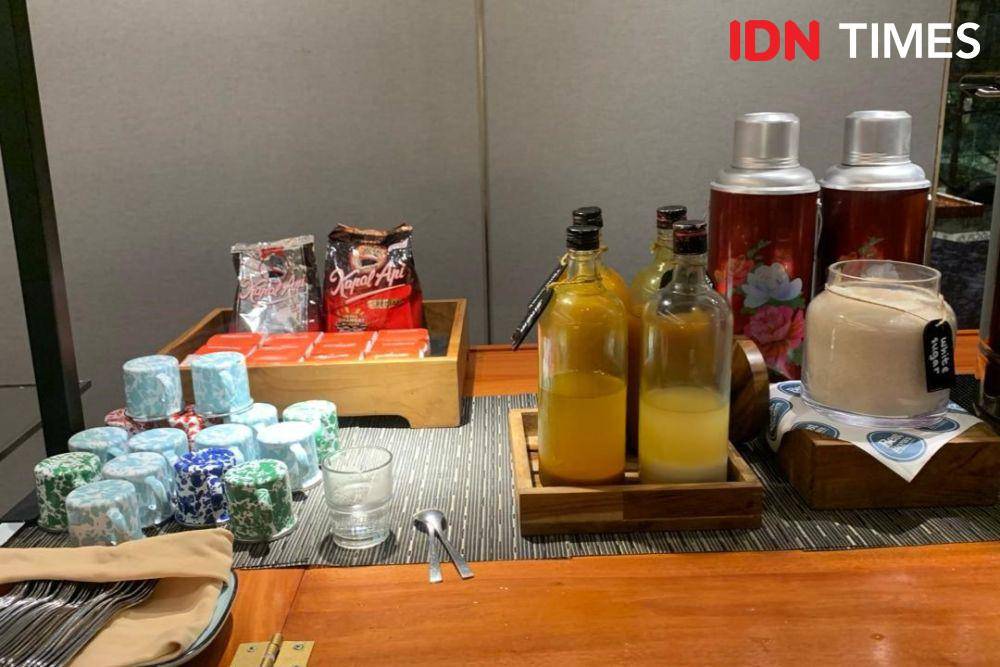 Potret menu jamu di Djaman Doeloe Resto and Bar (IDN Times/Fasrinisyah Suryaningtyas)