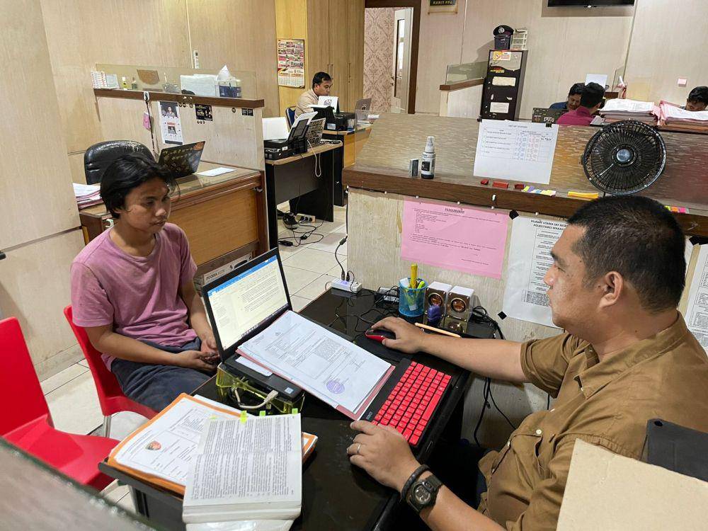 Pengantar jenazah keroyok polisi di Makassar ditangkap polisi, Selasa (19/3/2024)/Istimewa