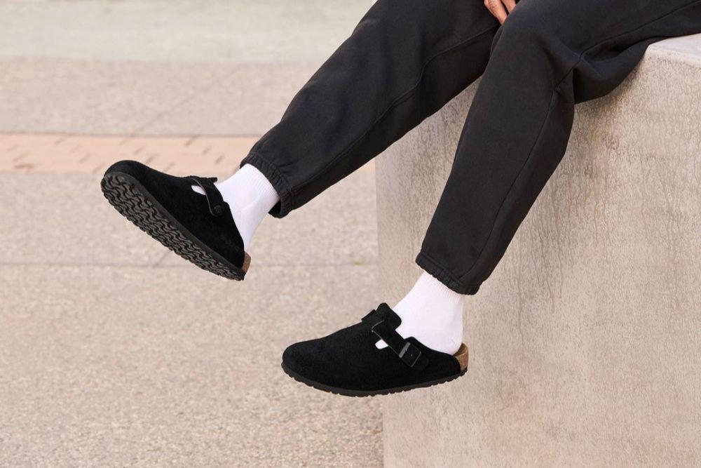 15 Rekomendasi Sandal Pria Branded Terbaik, Lokal dan Luar