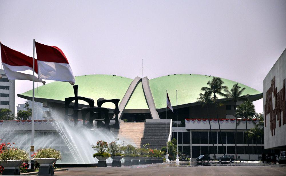 Daftar Lengkap Caleg 8 Parpol Dapil Jatim yang Lolos ke Senayan