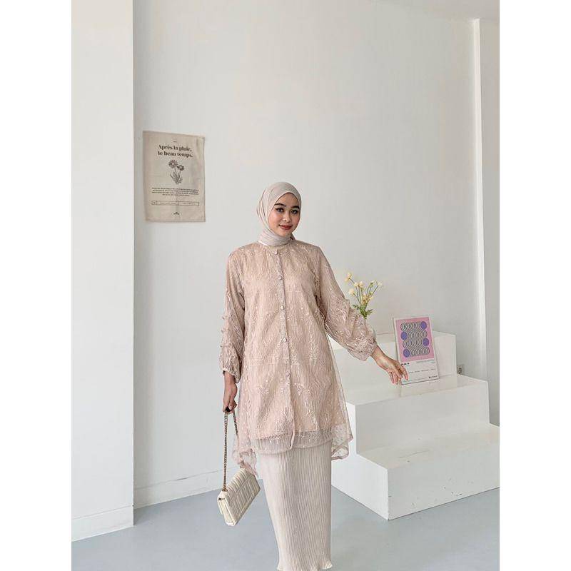 Baju lebaran. (shopee.co.id/Dezhafhijab)