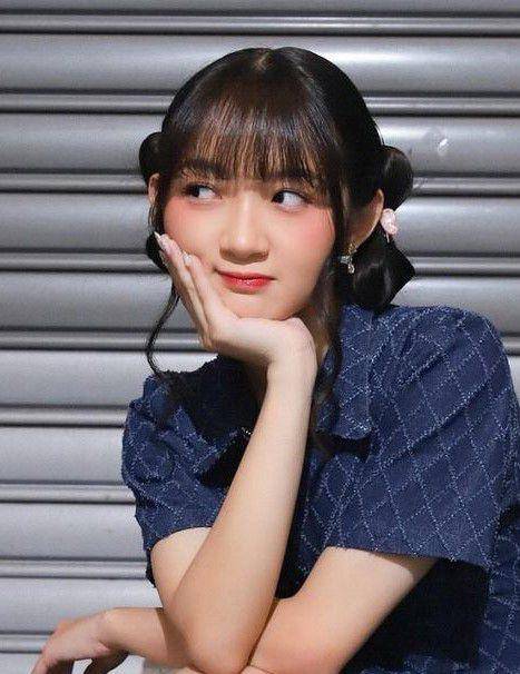 Aurellia JKT48 (instagram.com/jkt48.aurellia_)