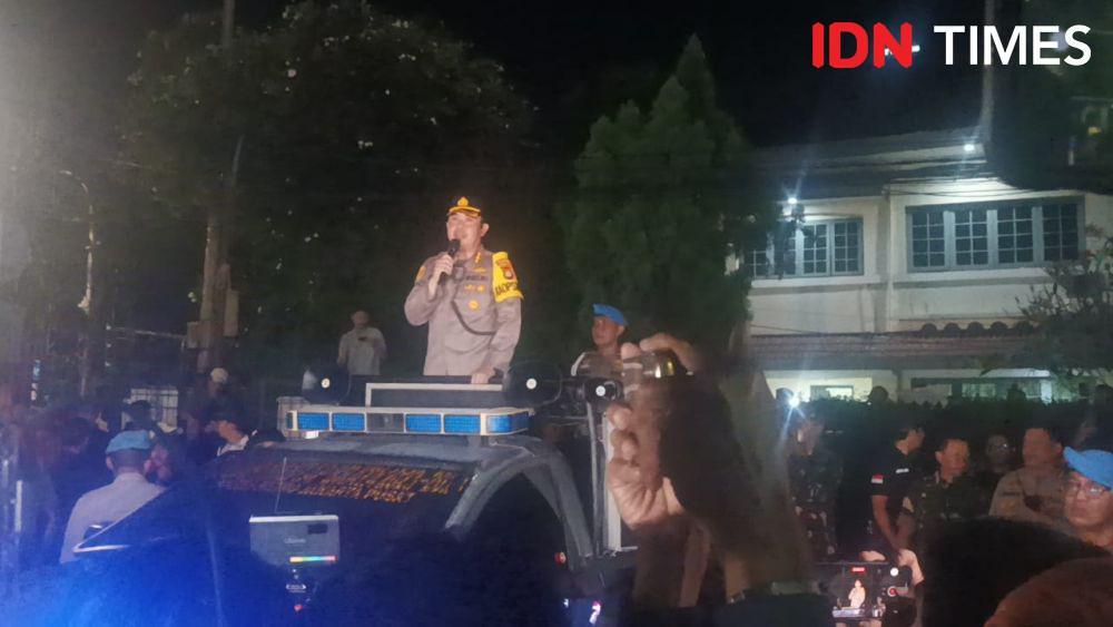 Kapolres Minta Massa Demo KPU Bubar, Pemenang Pilpres Sudah Diumumkan
