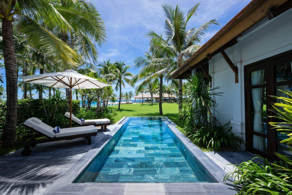 ilustrasi kolam renang (unsplash.com/The Anam)