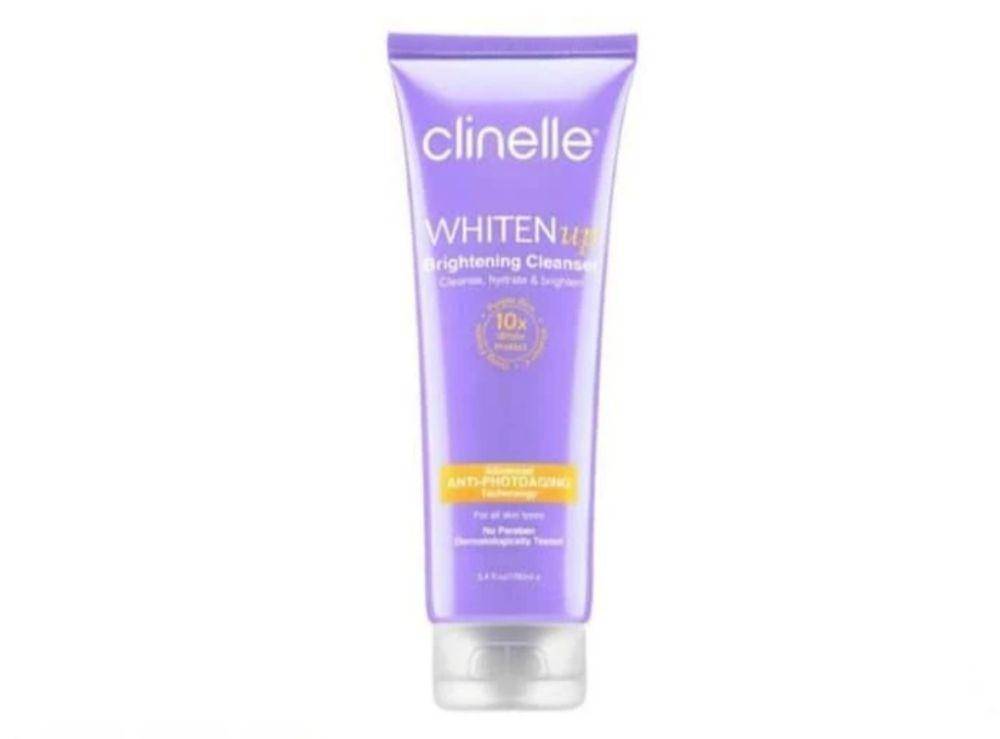 Clinelle WhitenUp Brightening Cleanser (tokopedia.com/galery-24)