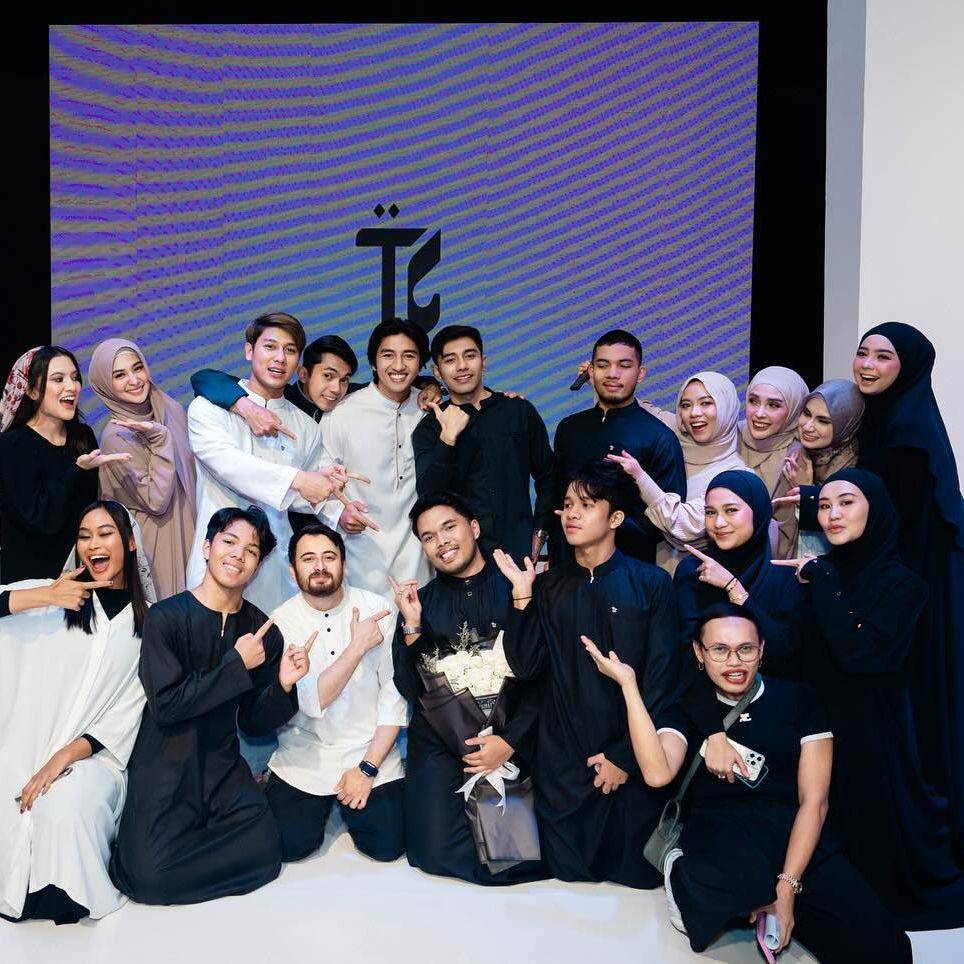 potret Azizah Salsha di event clothing brand Thoriq Halilintar (instagram.com/harrisvriza)
