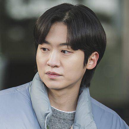 cuplikan Lee Il Jun di drakor Lovely Runner (dok. tvN/선재 업고 튀어)